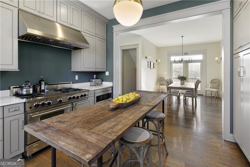 Jasper, Georgia 30143, United States, 6 Bedrooms Bedrooms, ,7 BathroomsBathrooms,Residential,Pending,78368