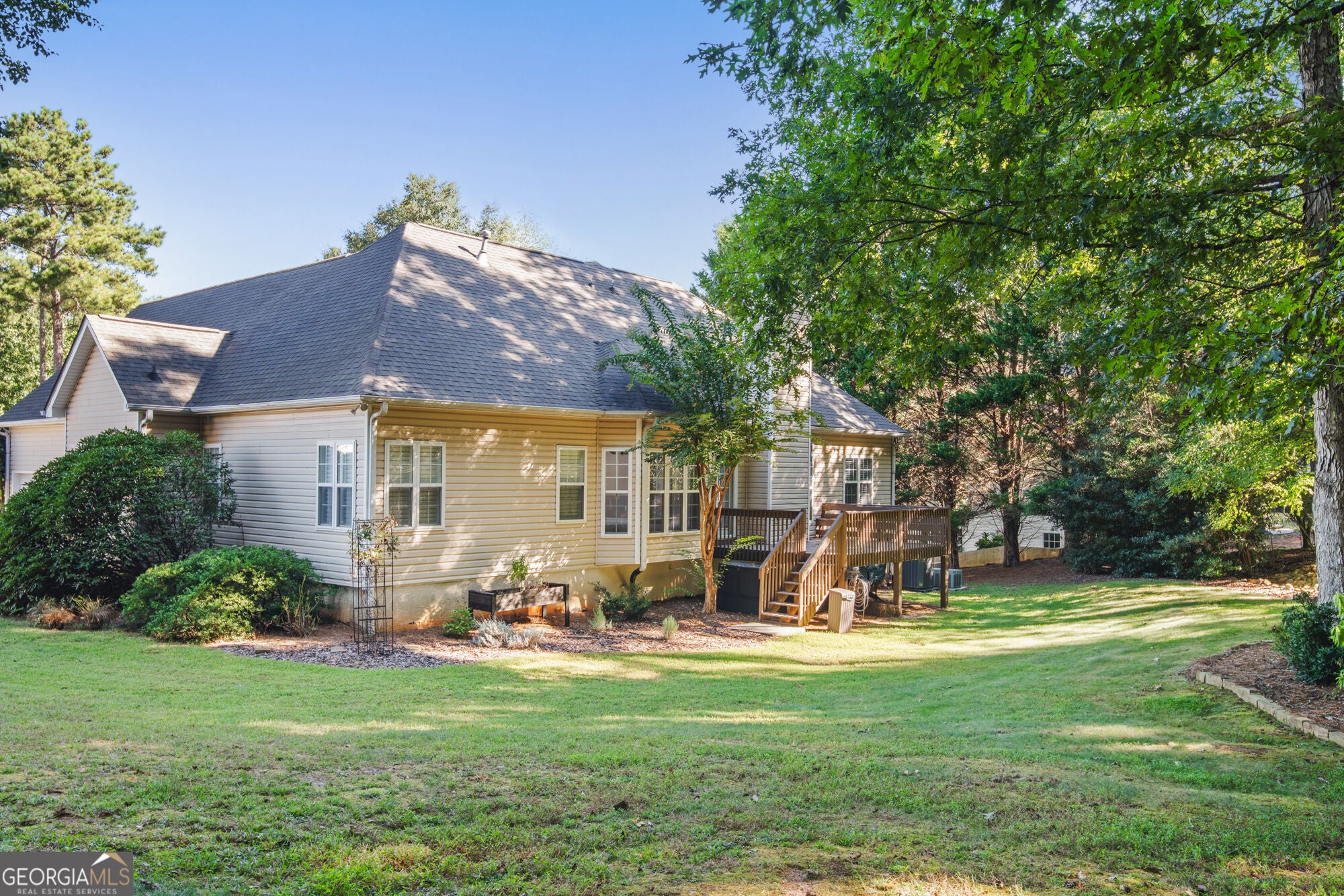 245 Ryans CT
