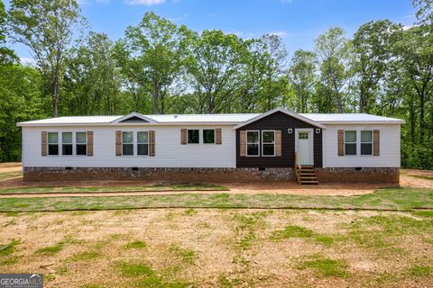 702 Co Rd 104 Muscadine AL 36269