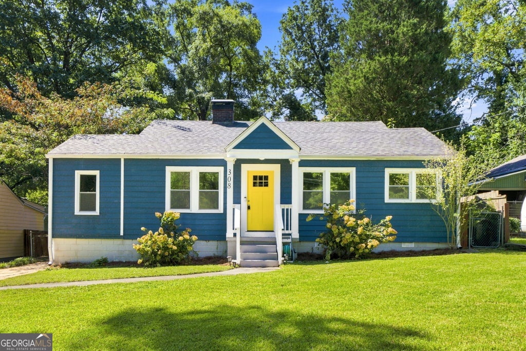 Photo of 308 Maple Street, Hapeville, GA 30354 (MLS # 10839559)