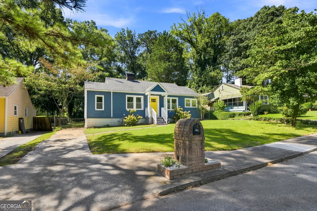 Photo of 308 Maple Street, Hapeville, GA 30354 (MLS # 10839559)