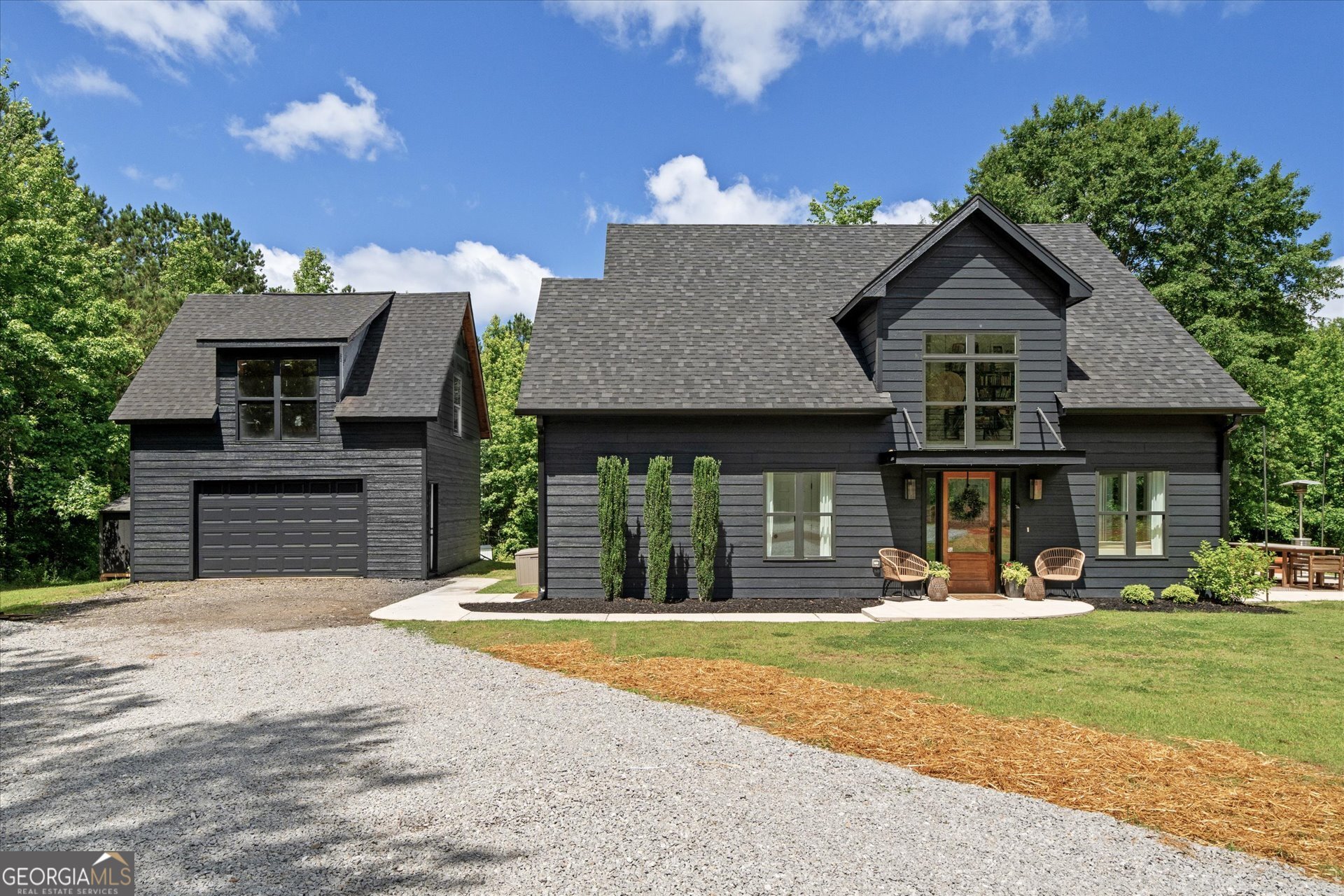 500 Happy Hollow RD
