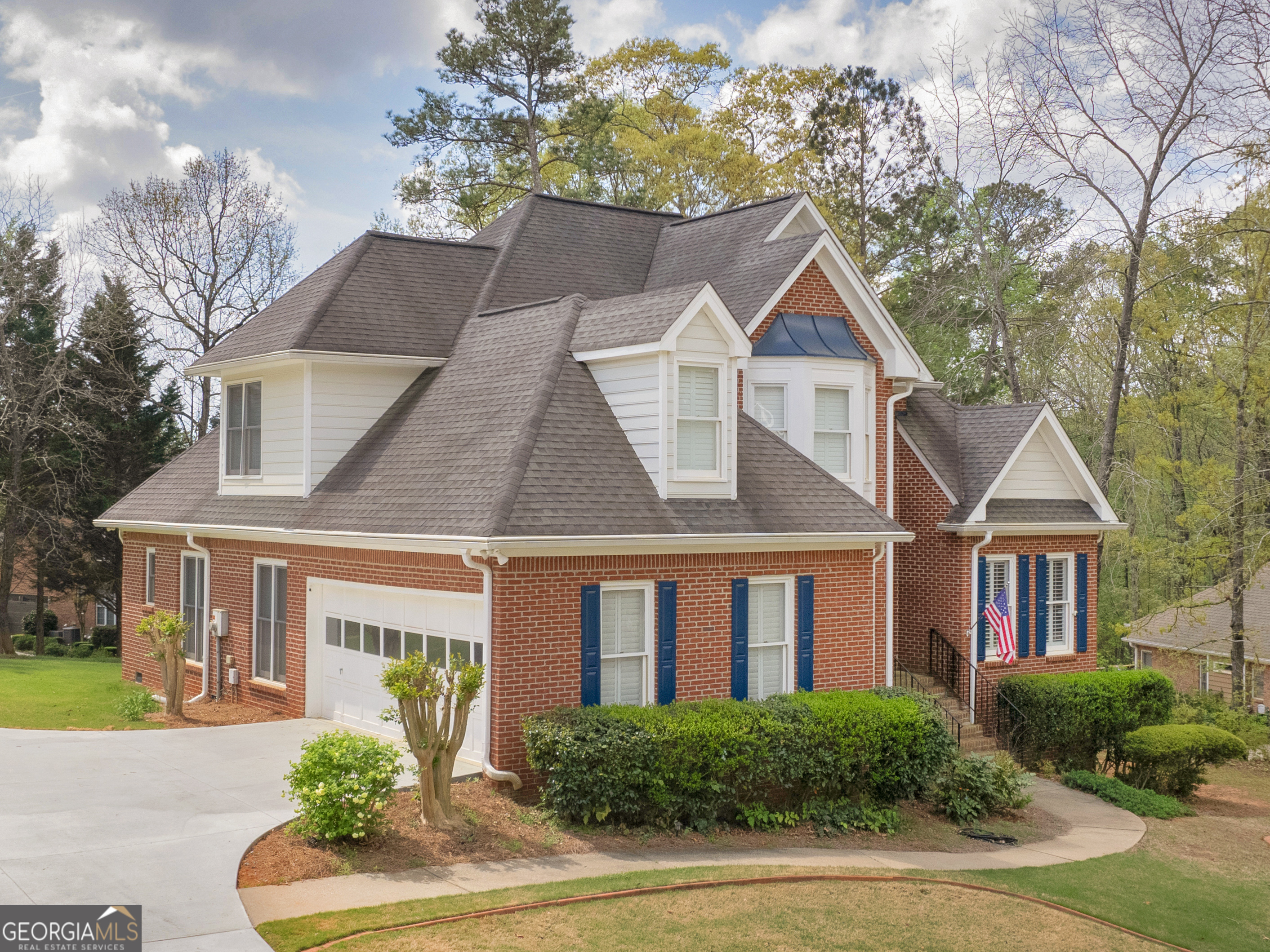 1190 Lullwater CIR