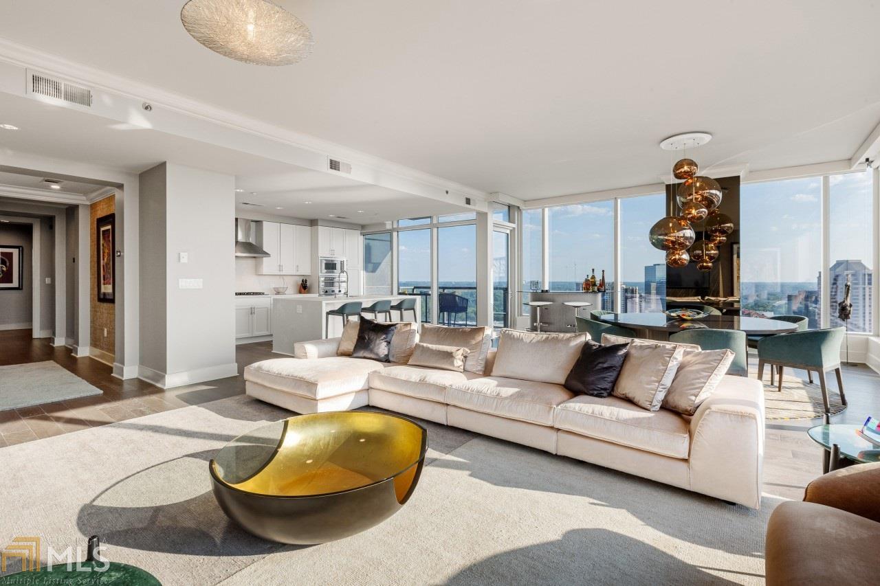 Ritz Carlton Resident - Residential