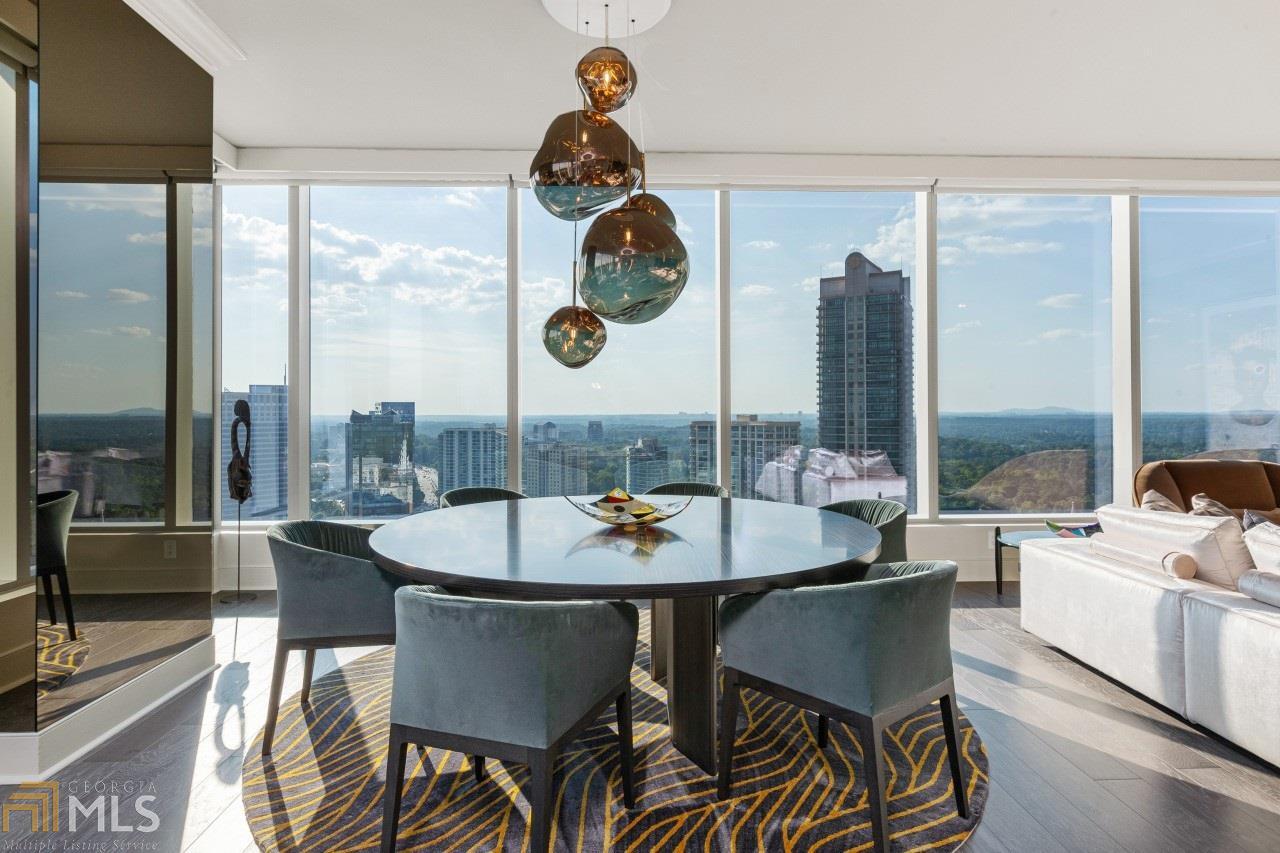 Ritz Carlton Resident - Residential