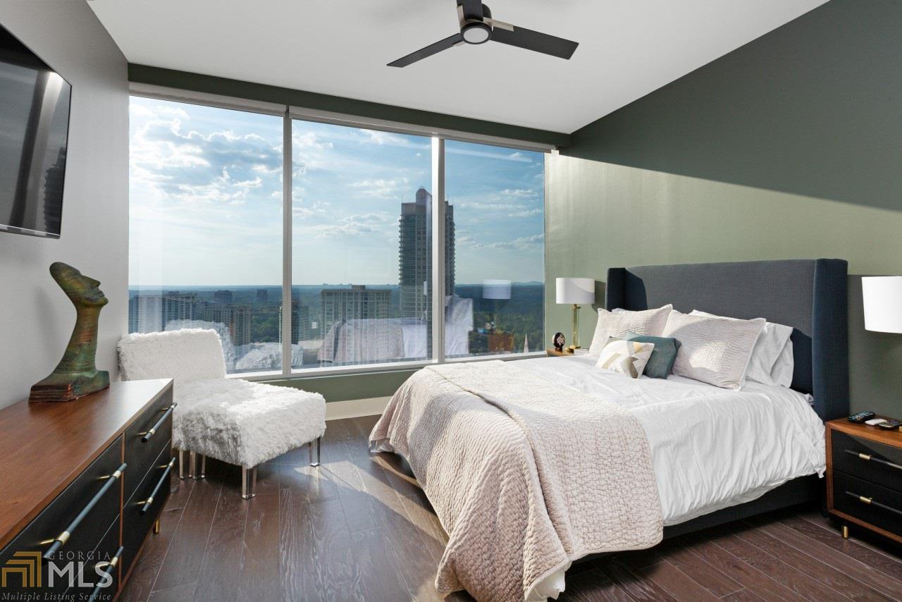 Ritz Carlton Resident - Residential