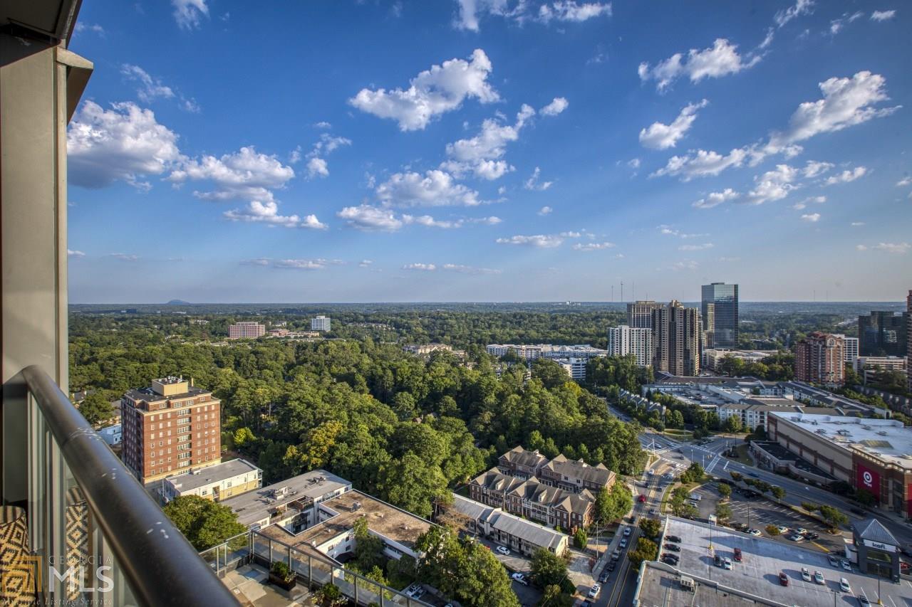 Ritz Carlton Resident - Residential