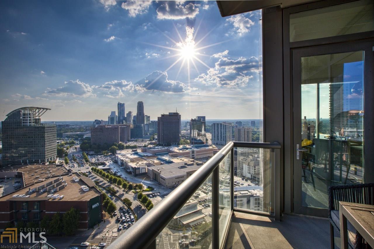 Ritz Carlton Resident - Residential