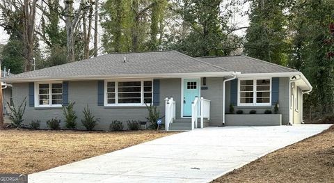 Photo of 2330 Headland Drive, Atlanta, GA 30344 (MLS # 10701381)