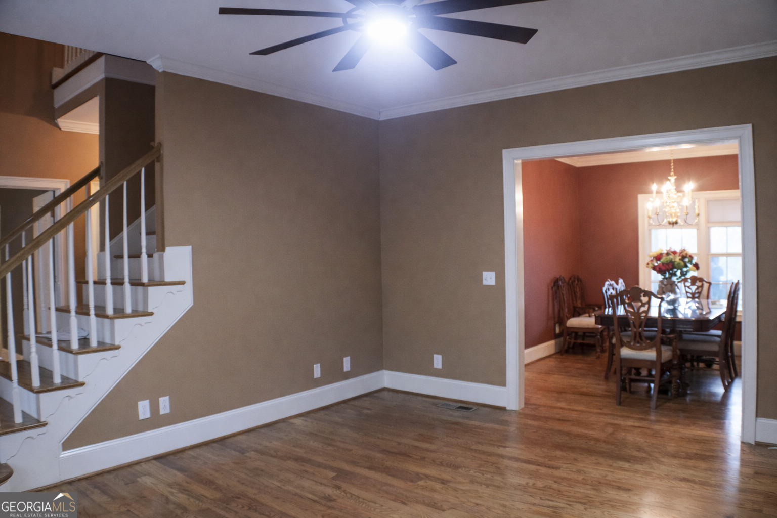 418 Flora Avenue Ext