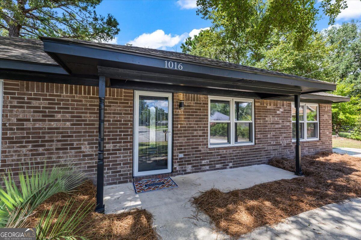 1016 Farr CT