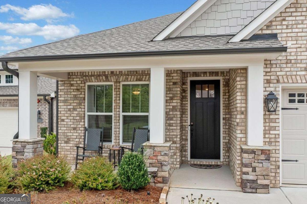 205 Floral Valley DR