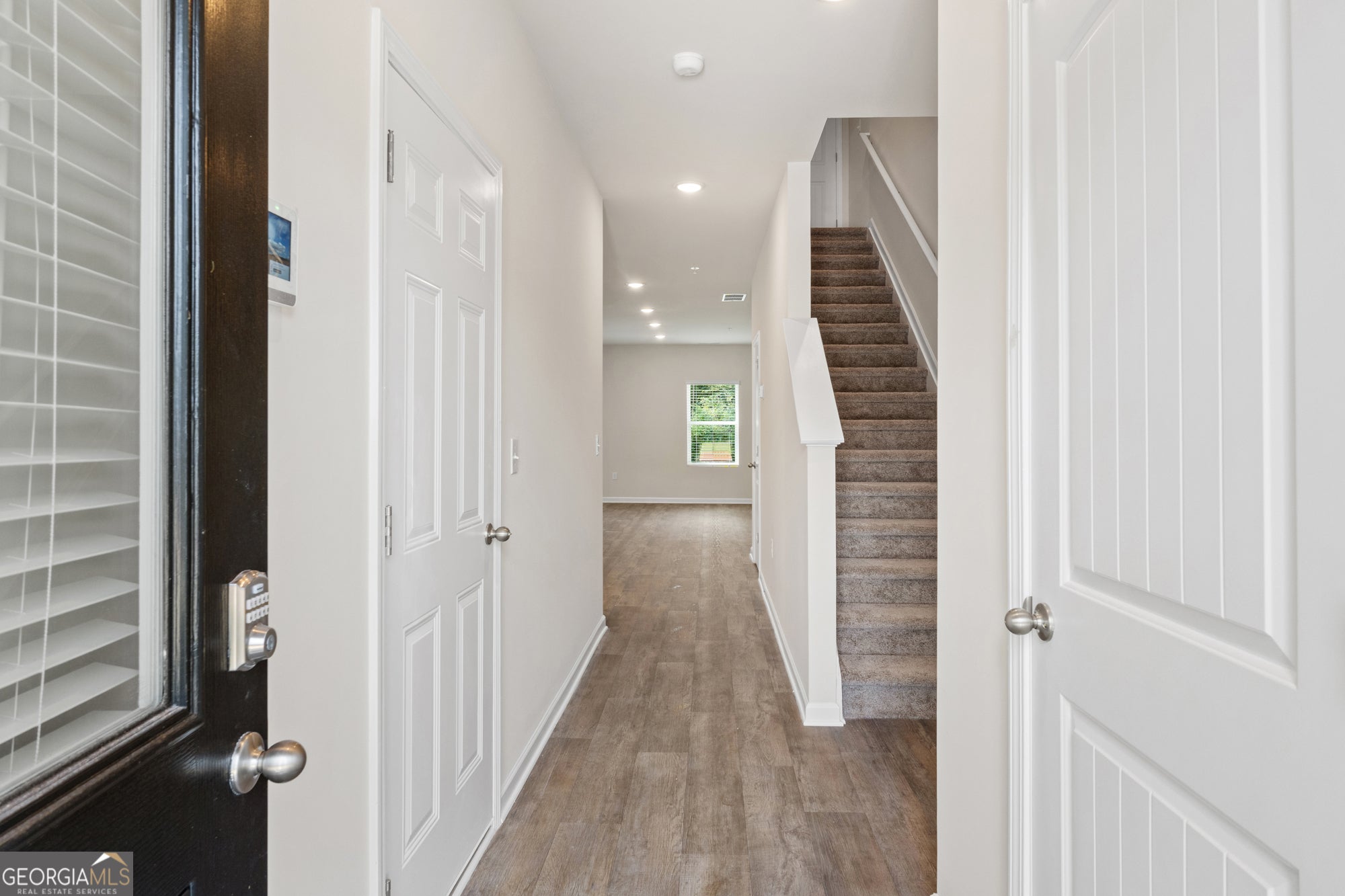 8339 Columbia CT