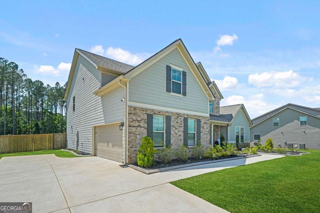 Photo of 115 Bre Drive, Fayetteville, GA 30215 (MLS # 10701322)