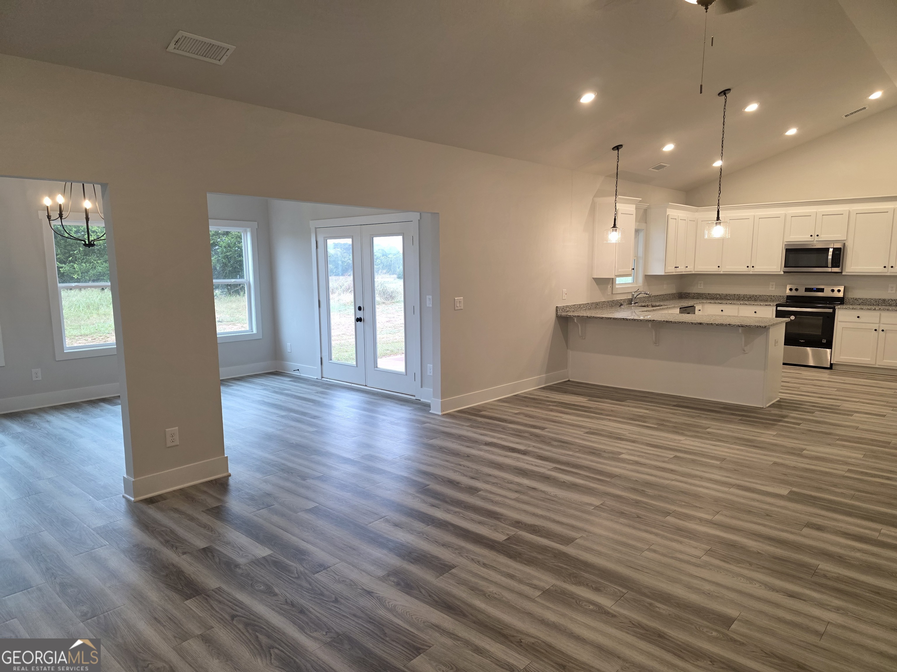 1080 Madison Hills DR 5