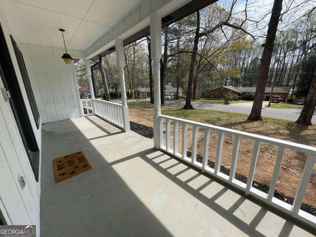 Photo of 1202 Lafayette Drive SW, Mableton, GA 30126 (MLS # 10720033)