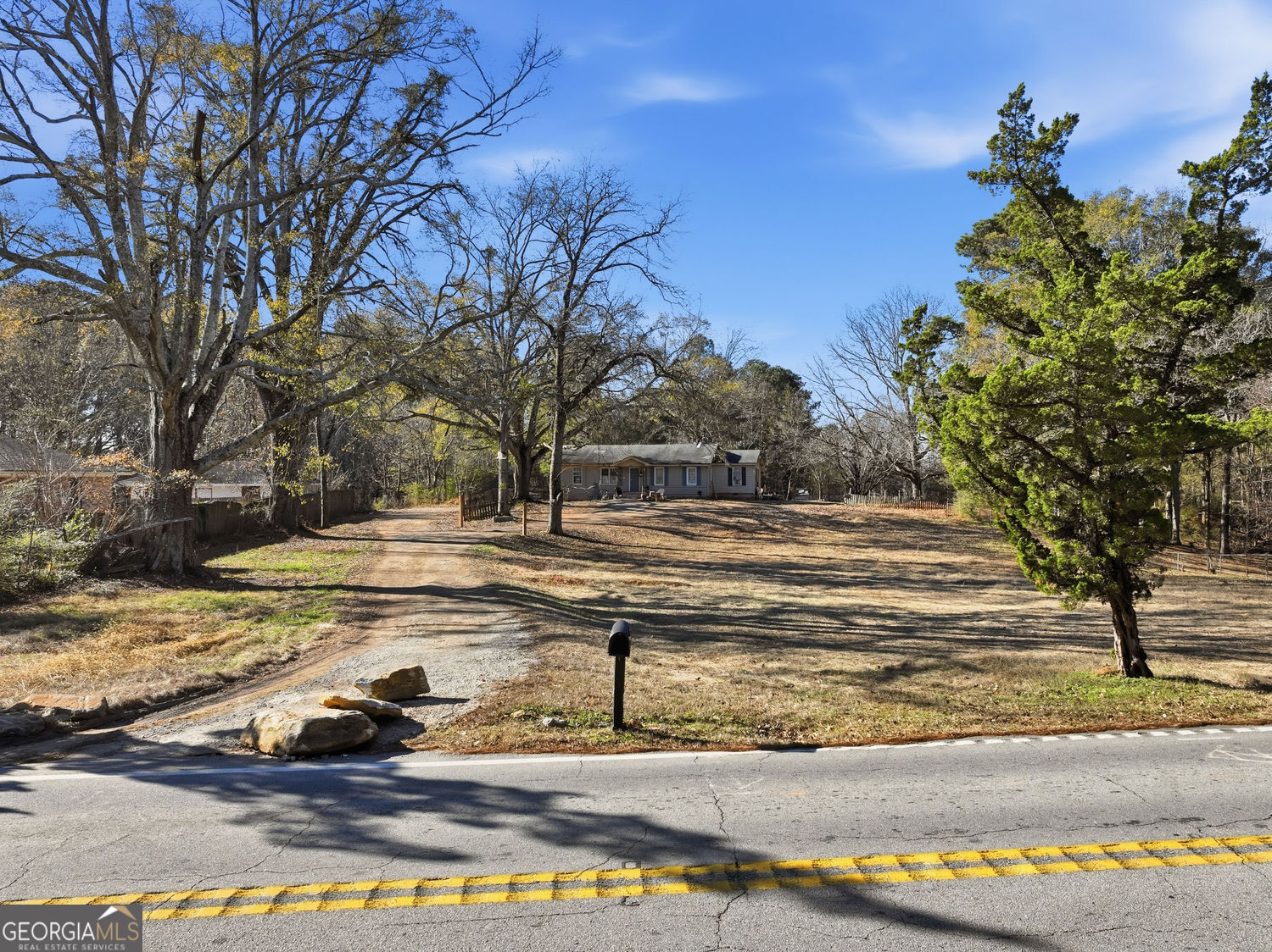 Sugar Hill, Georgia 30518, United States, 3 Bedrooms Bedrooms, ,1 BathroomBathrooms,Residential,Active,255227