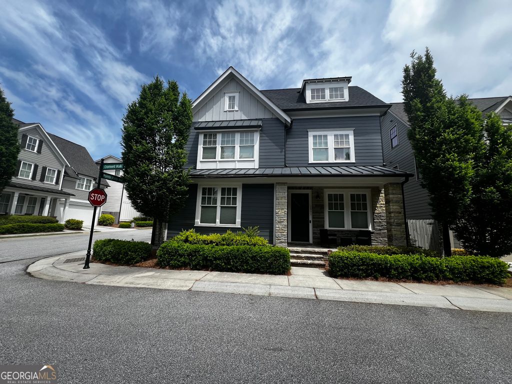 Photo of 1801 Cromwell Walk, Dunwoody, GA 30338 (MLS # 10754152)