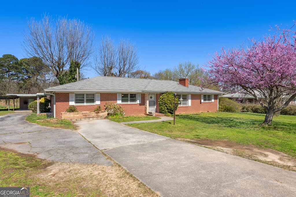 Photo of 868 Fairview Avenue, Hartwell, GA 30643 (MLS # 10710764)