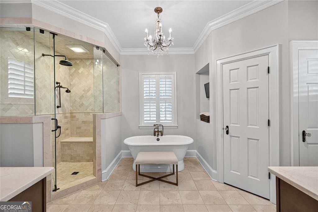 Atlanta, Georgia 30305, United States, 5 Bedrooms Bedrooms, ,3 BathroomsBathrooms,Residential,Active,206581