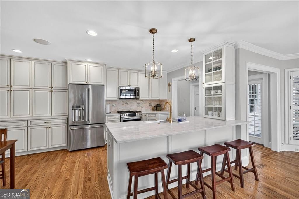 Atlanta, Georgia 30305, United States, 5 Bedrooms Bedrooms, ,3 BathroomsBathrooms,Residential,Active,206581