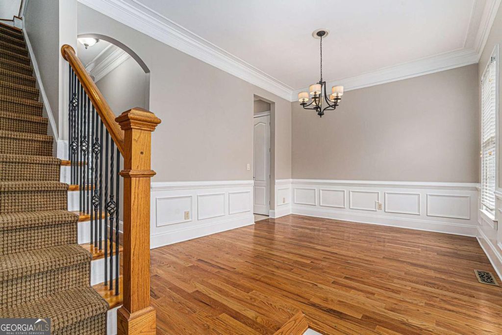 Photo of 1035 Pearl Point, Atlanta, GA 30328 (MLS # 10691727)