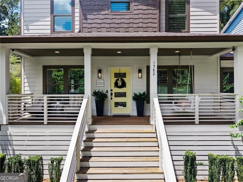 Photo of 1582 Alder Court SE, Atlanta, GA 30317 (MLS # 10858085)