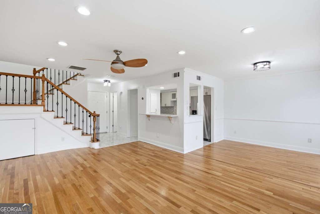 Photo of 6980 Roswell Road #K4, Atlanta, GA 30328 (MLS # 10822080)