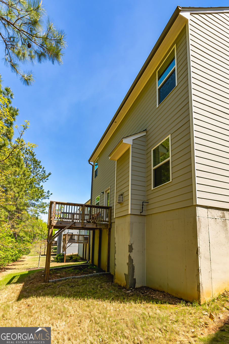 Newnan, Georgia 30265, United States, 4 Bedrooms Bedrooms, ,3 BathroomsBathrooms,Residential,Active,112387