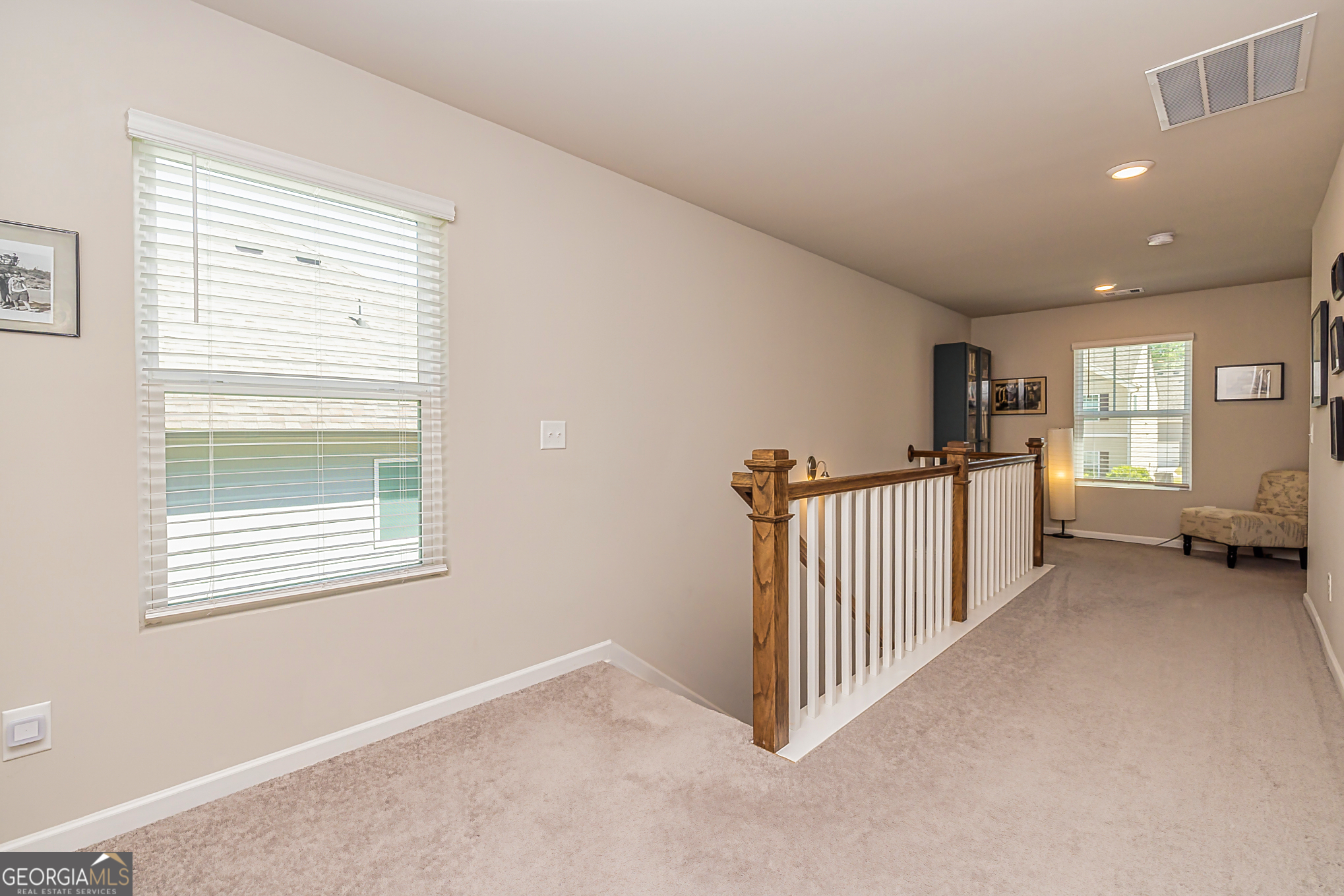 Newnan, Georgia 30265, United States, 4 Bedrooms Bedrooms, ,3 BathroomsBathrooms,Residential,Active,112387