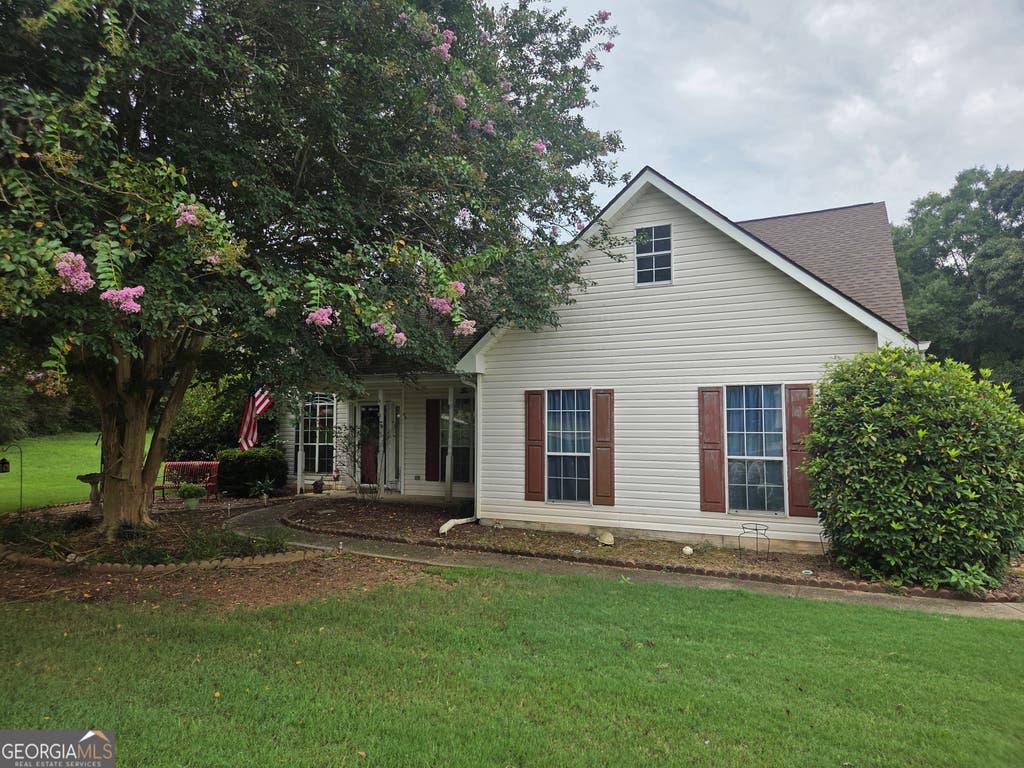 Photo of 9 Dogwood Ridge, Hampton, GA 30228 (MLS # 10813713)
