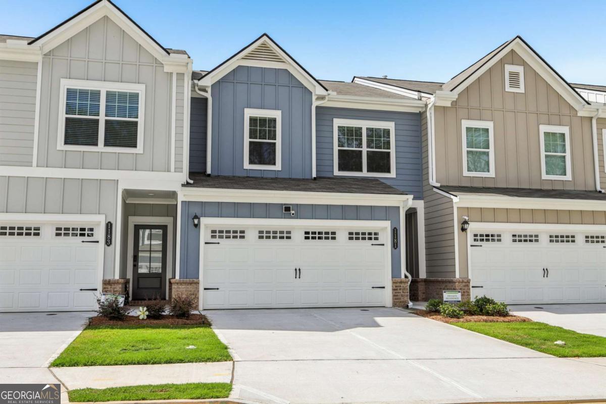 1181 Chastain DR