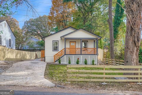 Photo of 194 Dearborn Street SE, Atlanta, GA 30317 (MLS # 10641783)