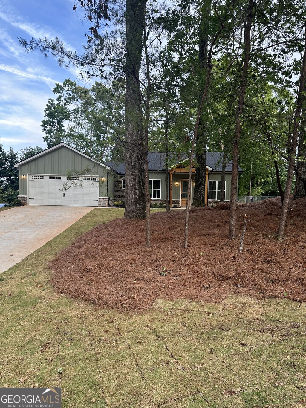 Photo of 3476 Mill Stone Drive, Gainesville, GA 30506 (MLS # 10757655)