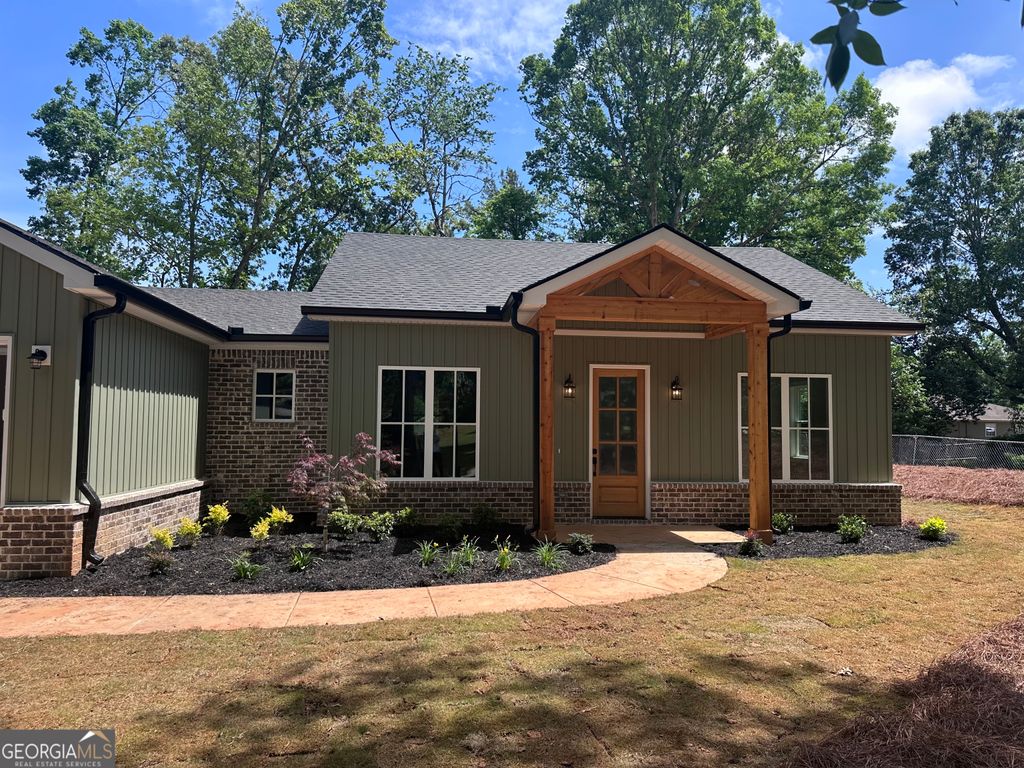 Photo of 3476 Mill Stone Drive, Gainesville, GA 30506 (MLS # 10757655)