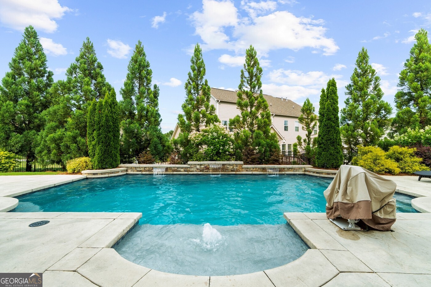 4425 Martel DR