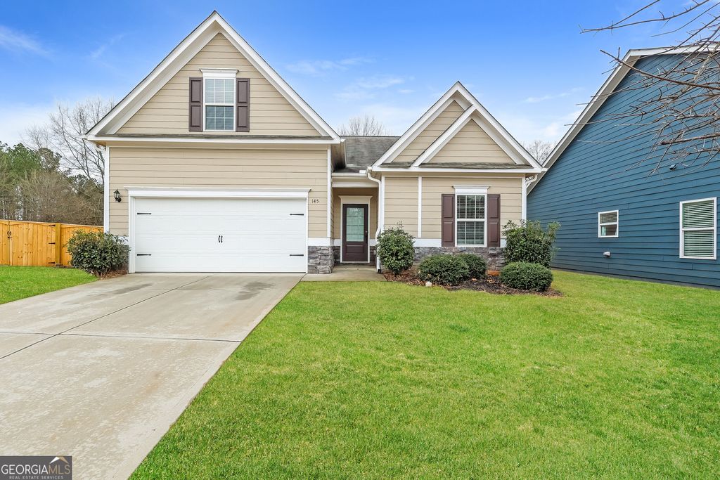 Photo of 145 Thomaston Street, Newnan, GA 30263 (MLS # 10694165)
