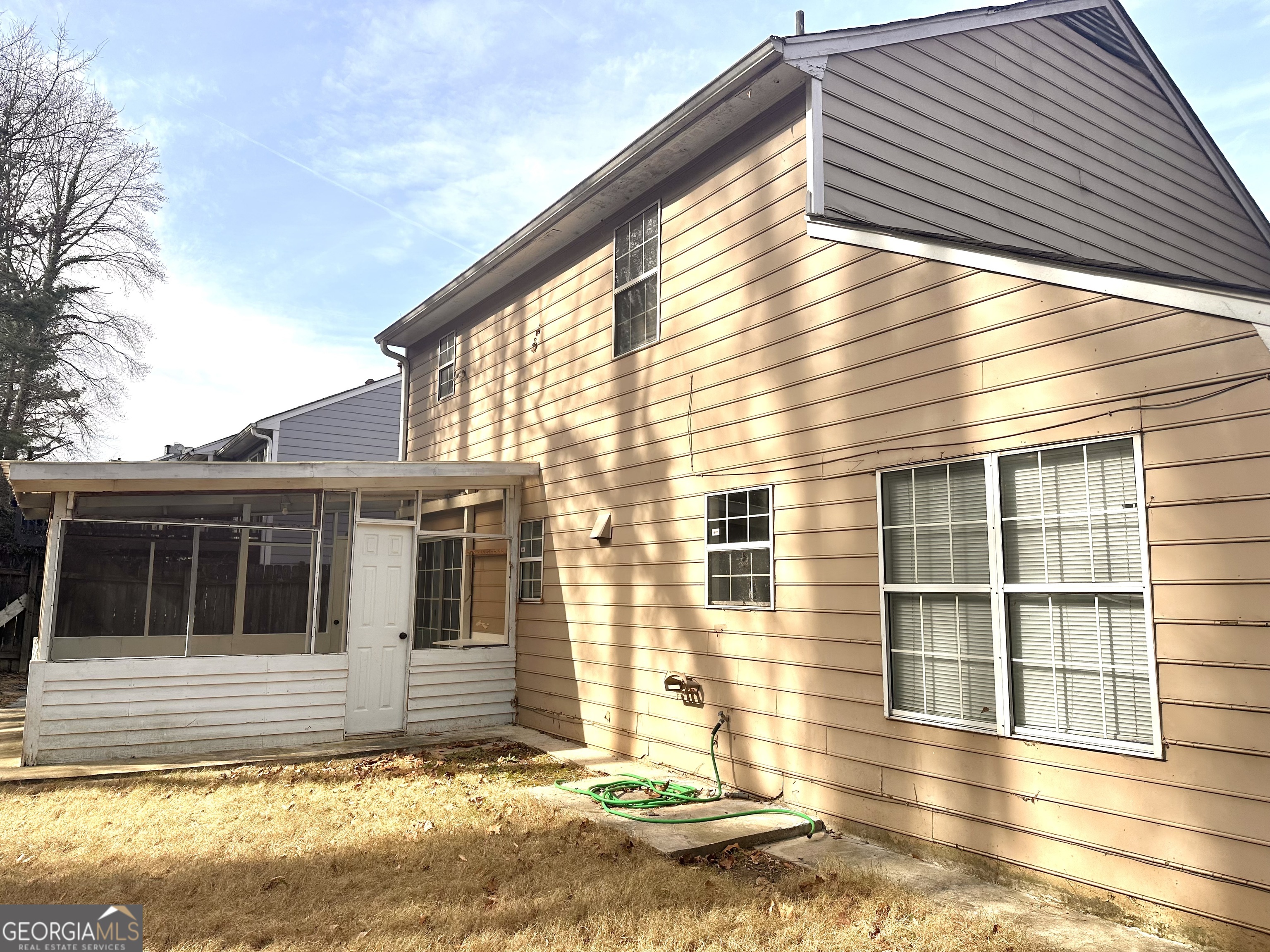 5640 Western Hills DR