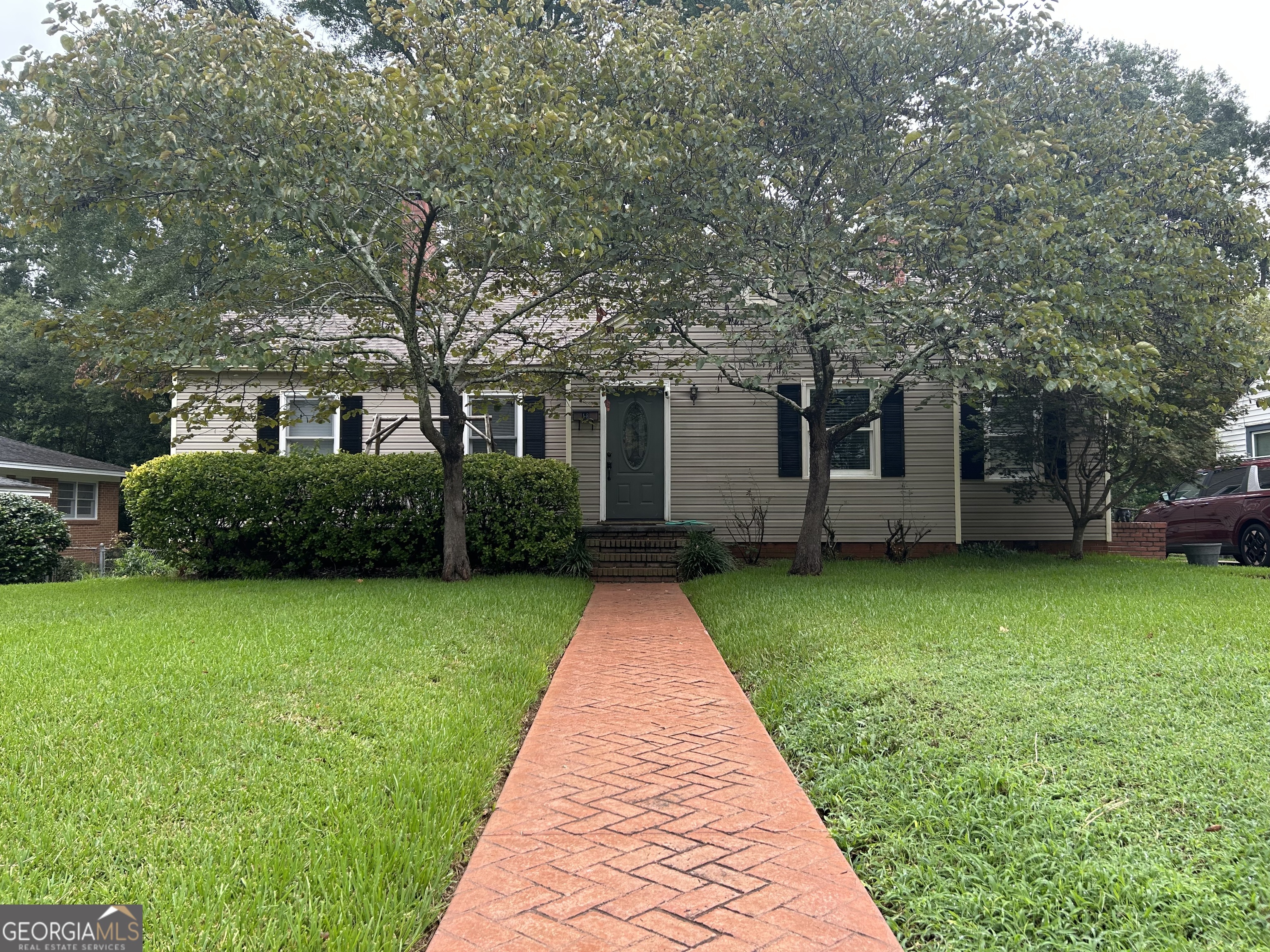 Charming Renovated Home in Prime Location - Walk to Dining & Entertainment! Step into timeless charm with this beautifully renovated one-story home that perfectly blends character with modern updates. Nestled in a highly desirable neighborhood, this home offers the rare combination of classic appeal and contemporary comfort-all within walking distance to vibrant dining, shopping, and entertainment options. Inside, you'll find original features that add warmth and personality, complemented by thoughtful upgrades throughout. The kitchen boasts sleek granite countertops and ample cabinet space, while the fully updated bathroom features stylish tile work. Whether you're enjoying a quiet evening on the front porch or exploring the local hotspots just steps away, this home offers the best of both worlds-historic charm and a walkable lifestyle.