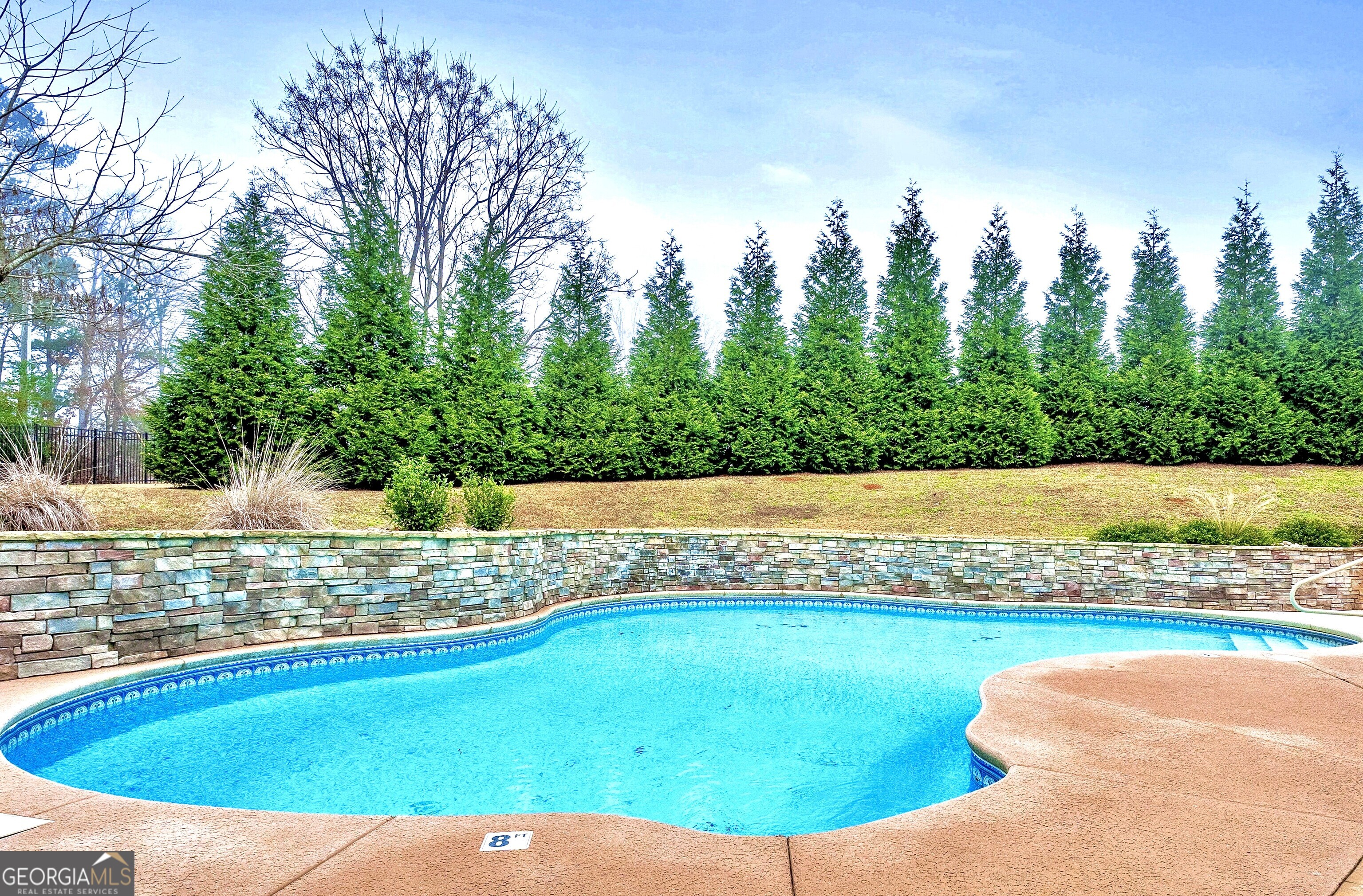 209 Enfield LN