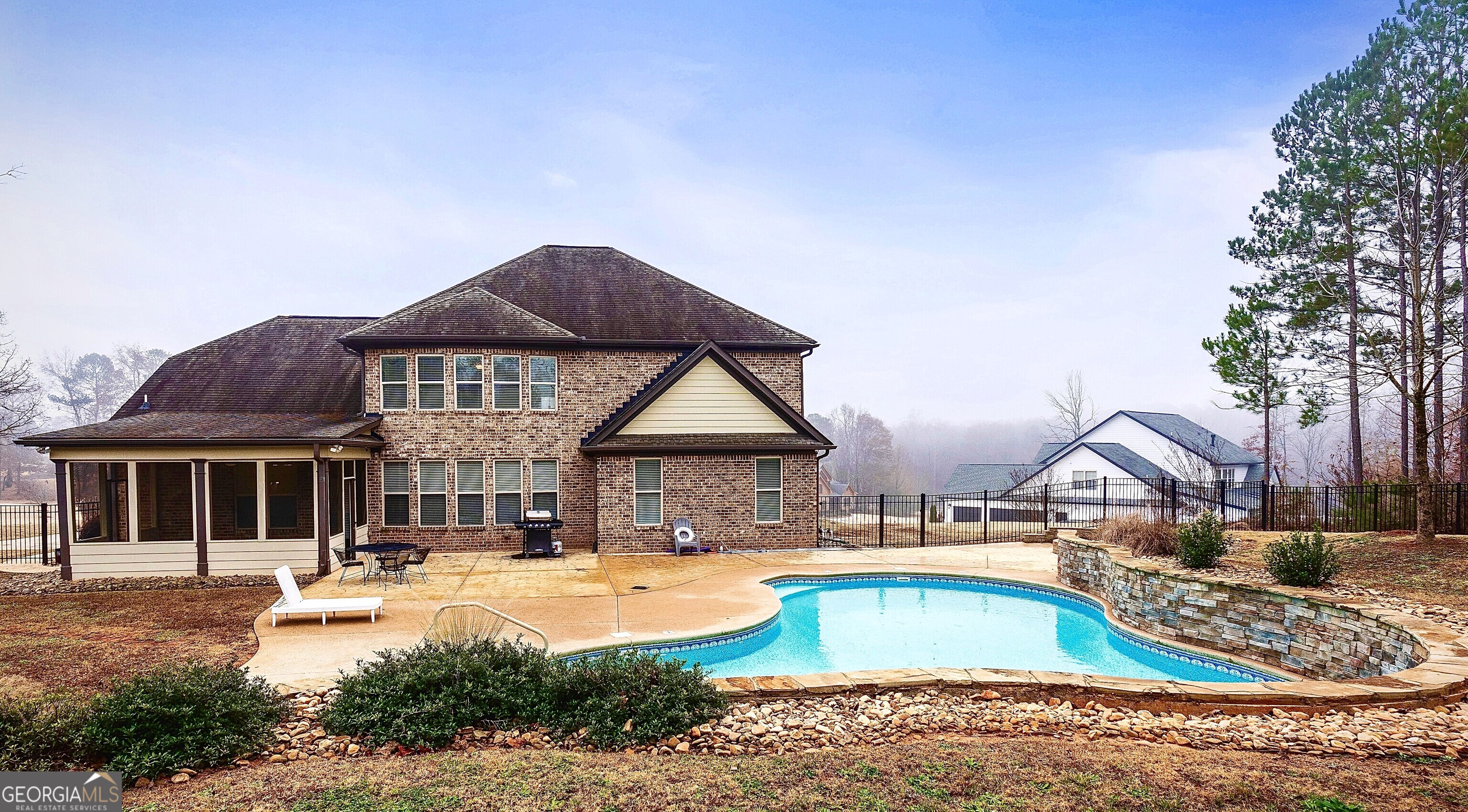 209 Enfield LN
