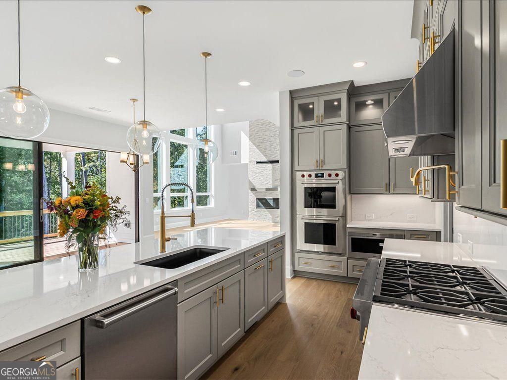 Brookmeade Trail - Residential