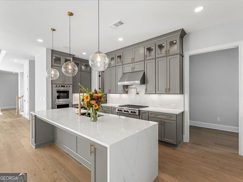 Brookmeade Trail - Residential