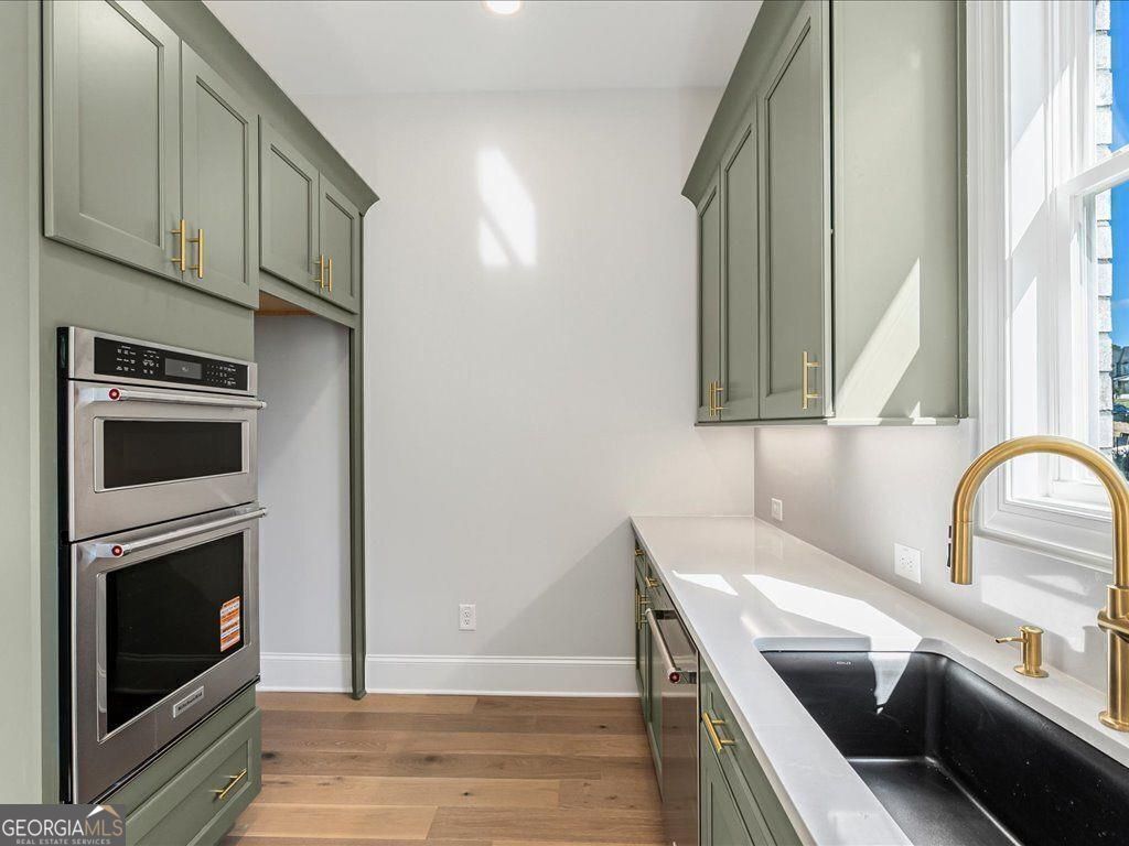 Brookmeade Trail - Residential