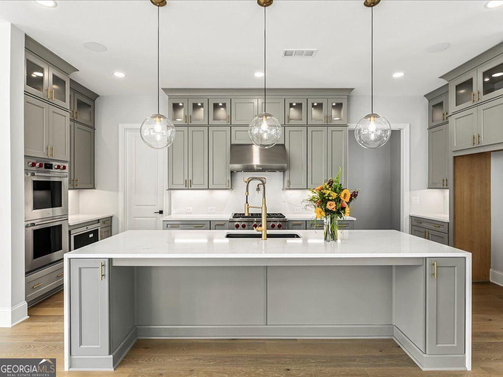 Brookmeade Trail - Residential