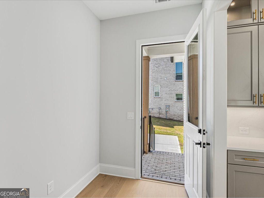 Brookmeade Trail - Residential