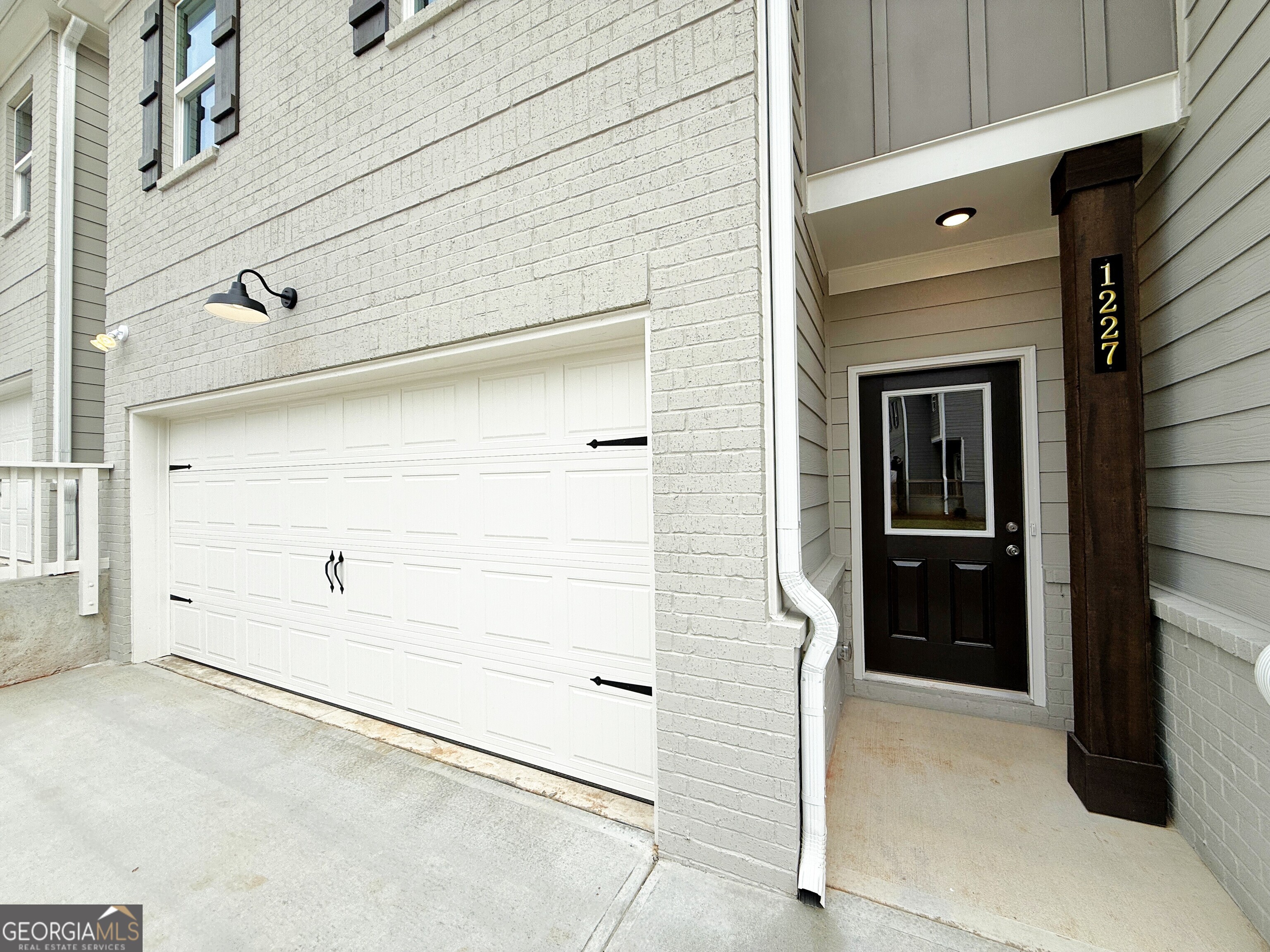 1227 Fern Ridge CT 17