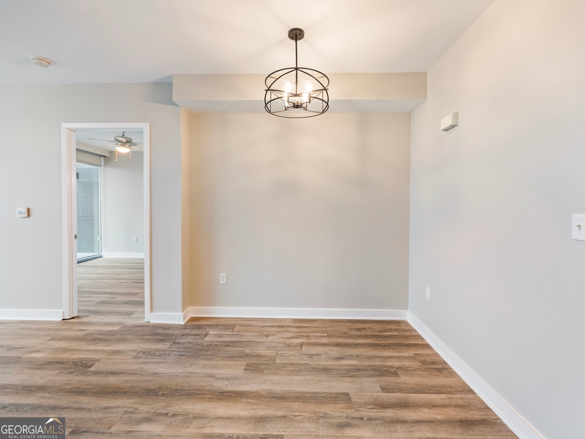 Atlanta, Georgia 30326, United States, 2 Bedrooms Bedrooms, ,2 BathroomsBathrooms,Residential,Active,10246