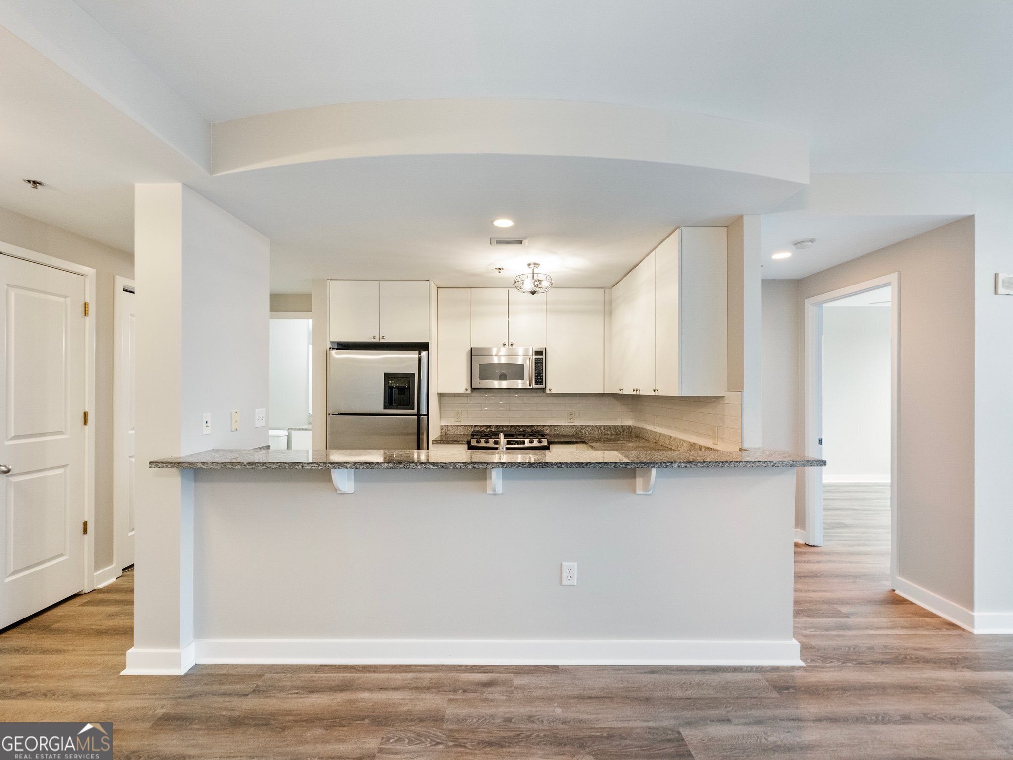 Atlanta, Georgia 30326, United States, 2 Bedrooms Bedrooms, ,2 BathroomsBathrooms,Residential,Active,10246