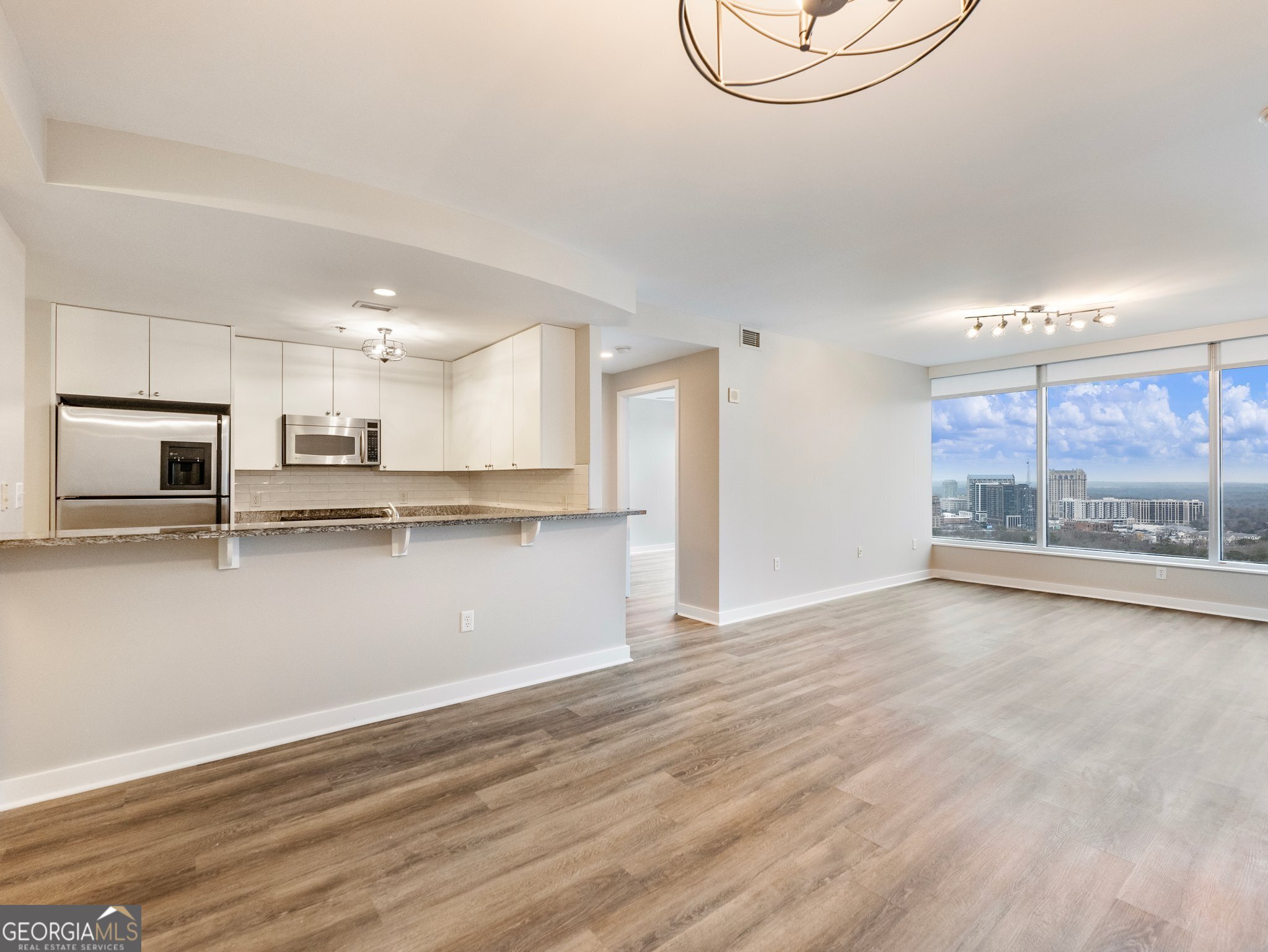 Atlanta, Georgia 30326, United States, 2 Bedrooms Bedrooms, ,2 BathroomsBathrooms,Residential,Active,10246